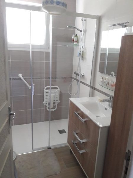 Madiot Benoit MENUISERIE INTÉRIEUR EXTÉRIEUR Sarl Madiot Salle De Bain 5