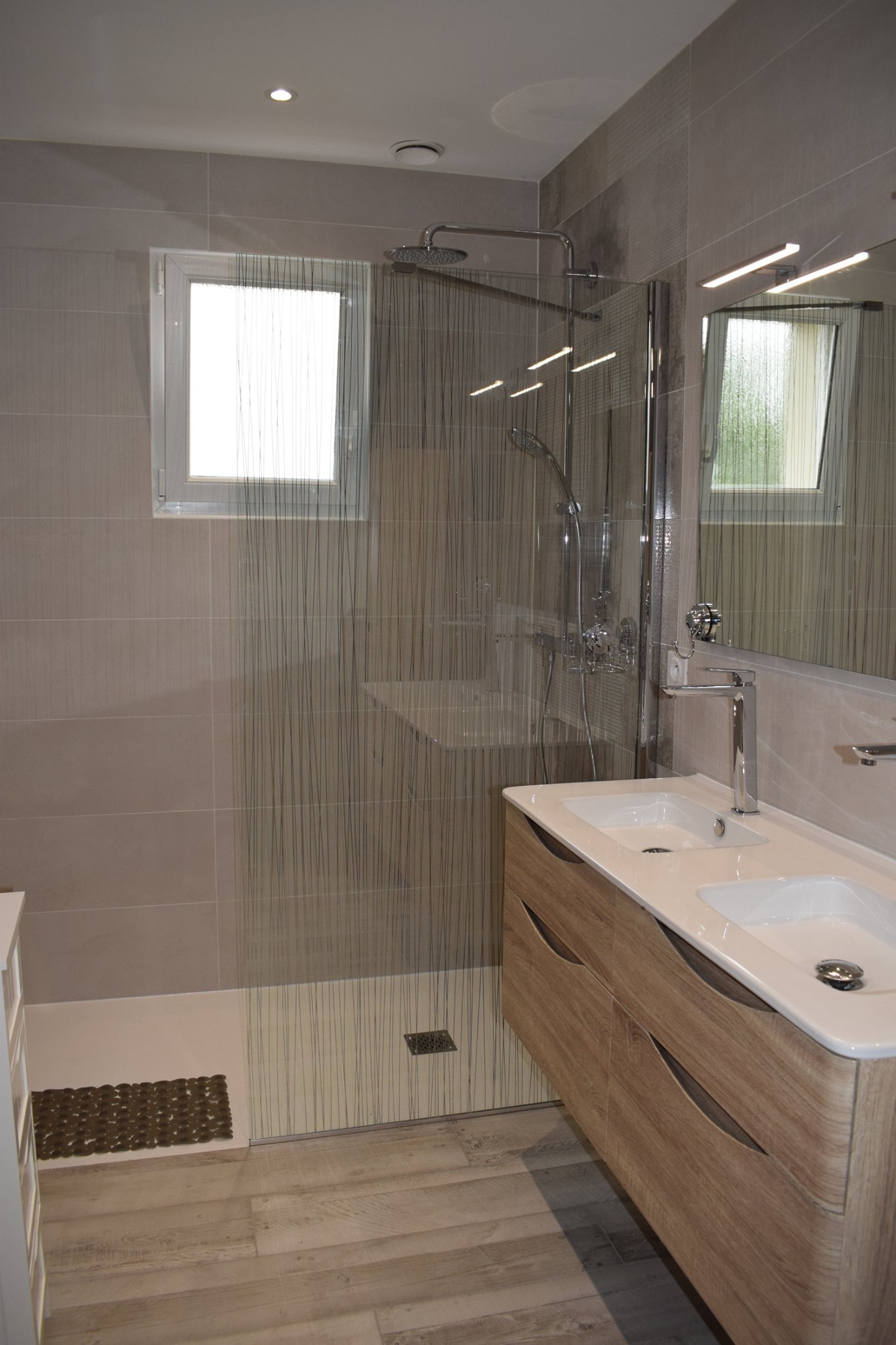 Madiot Benoit MENUISERIE INTÉRIEUR EXTÉRIEUR Salle De Bain 11